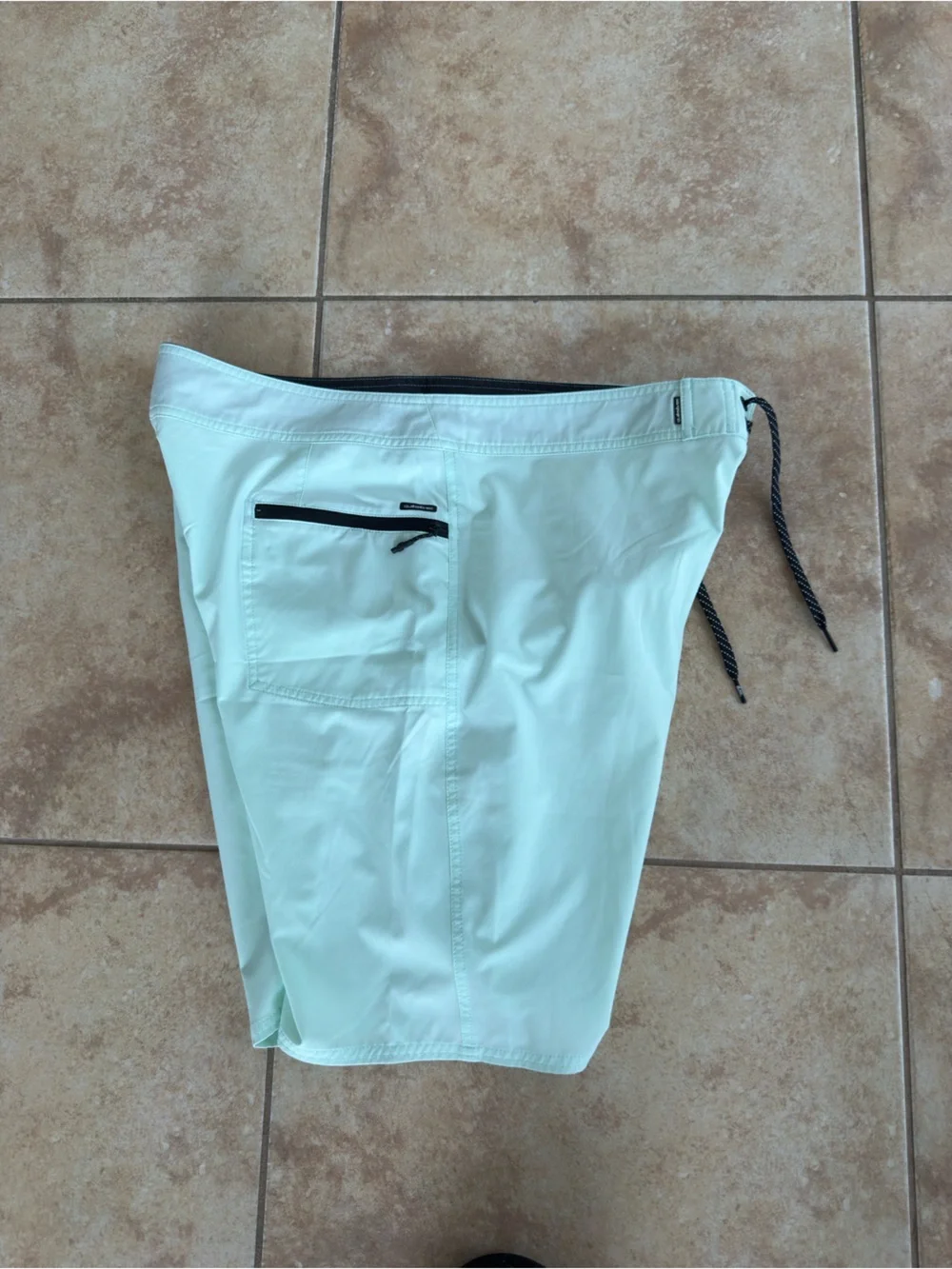 Quiksilver Men’s Minty Teal Green Board Shorts with Black Drawstring